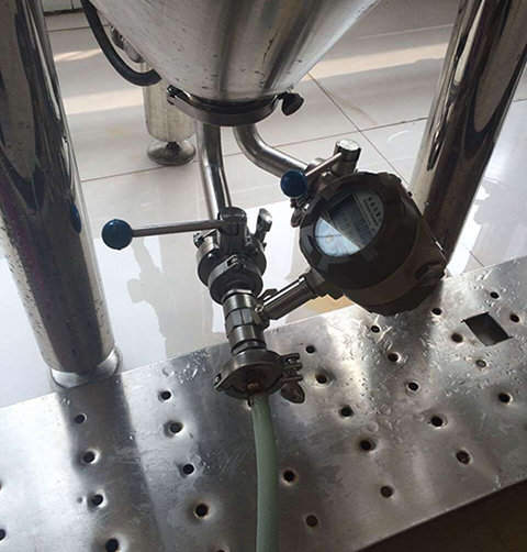 牛奶流量計現(xiàn)場安裝使用圖