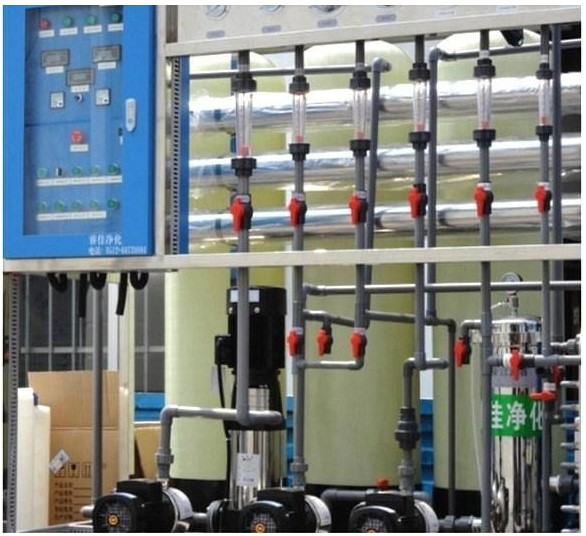 塑料管轉(zhuǎn)子流量計(jì)安裝使用圖